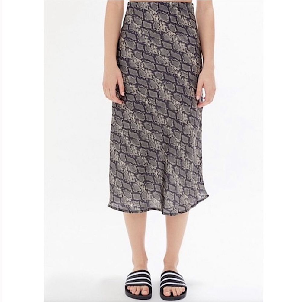 NWOT URBAN OUTFITTERS Rowen snake silky midi skirt size small new without tags